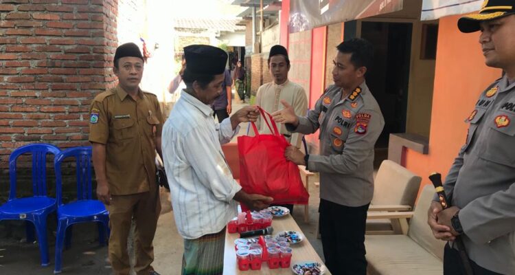 Korban Gempa Turki di Labuapi, Polda NTB Bersama Kapolres Lombok Barat Bersilahturahmi ke Keluarga