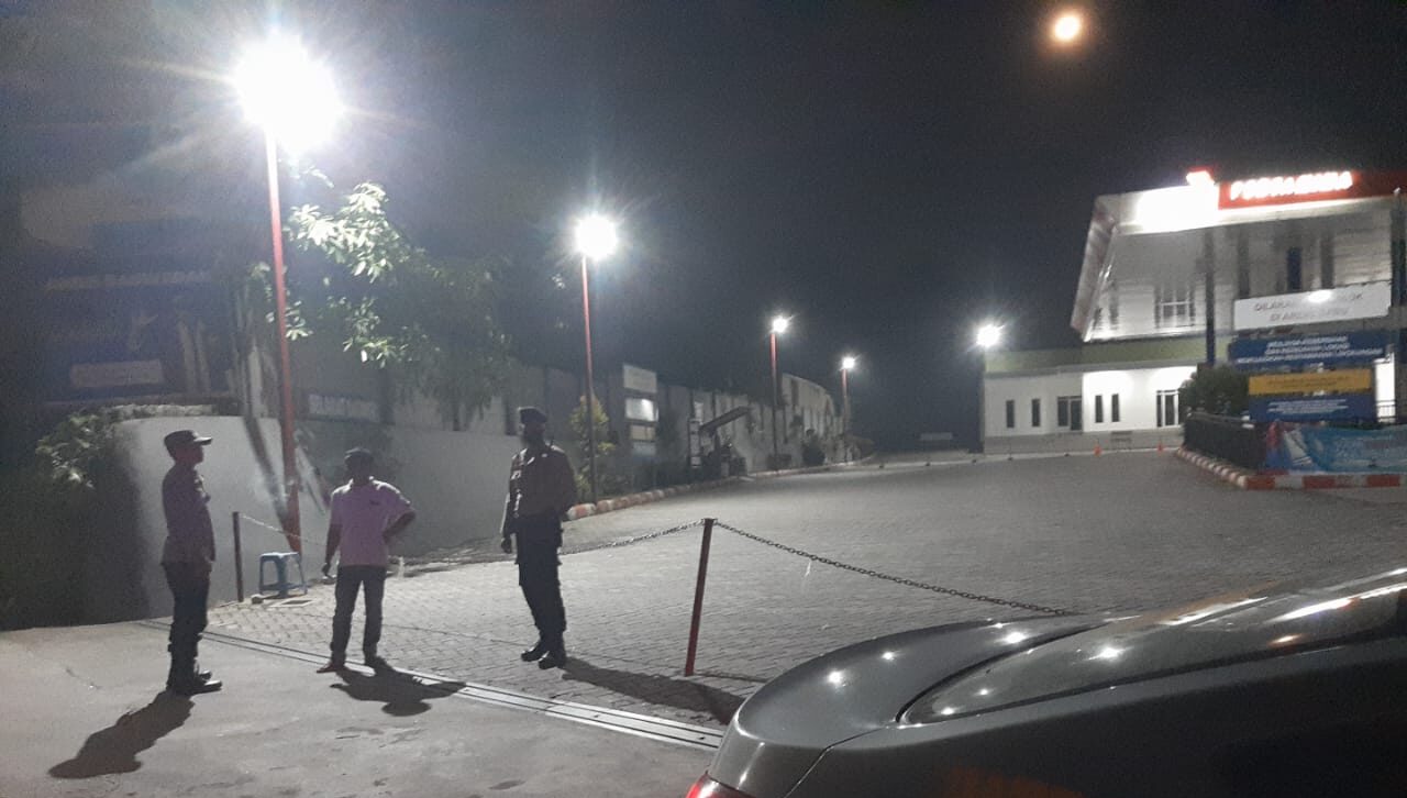 Patroli Blue Light Polsek Labuapi